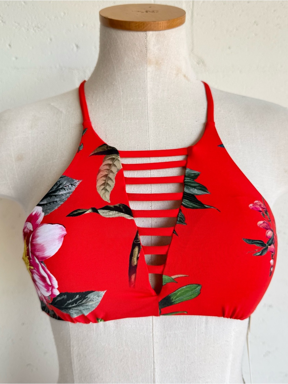 TiniBikini Red Floral Strappy Halter neck Bikini Top Small  padded reversible